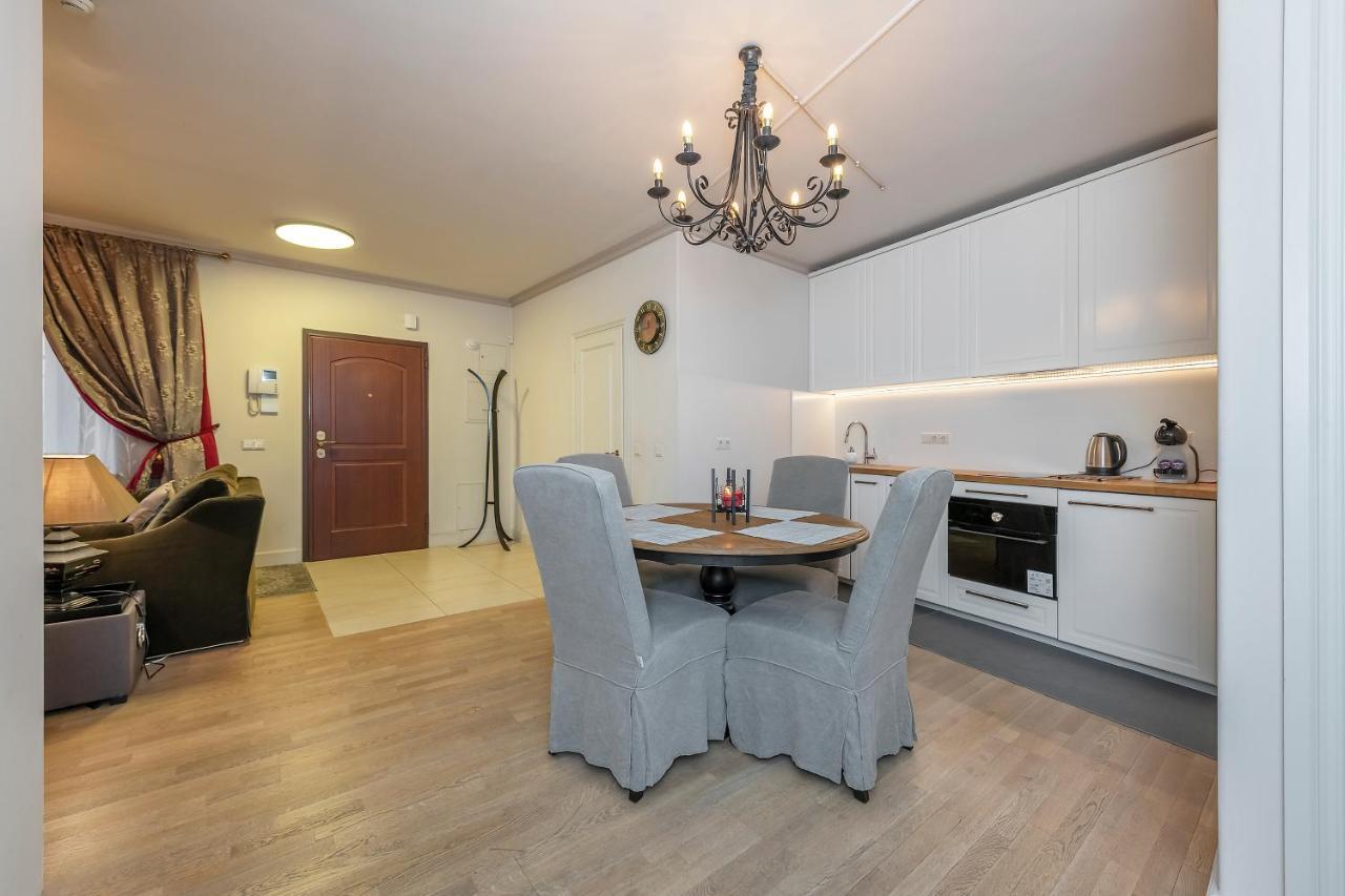 Luxury Gaono Apartments Vilnius Old Town I Self Check In I Free Private Parking Exterior photo